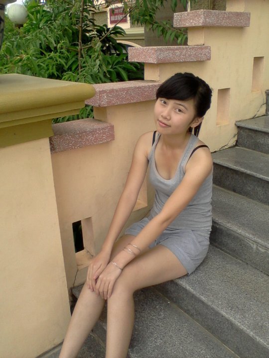 女久久